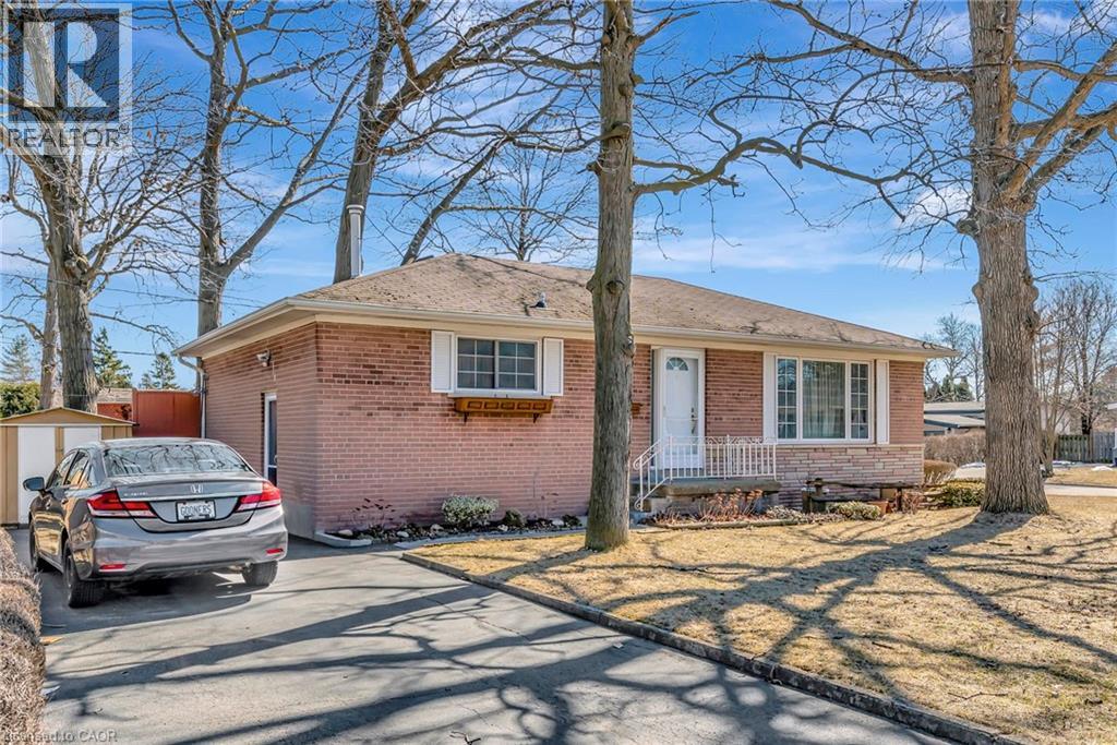 429 NORRIE Crescent