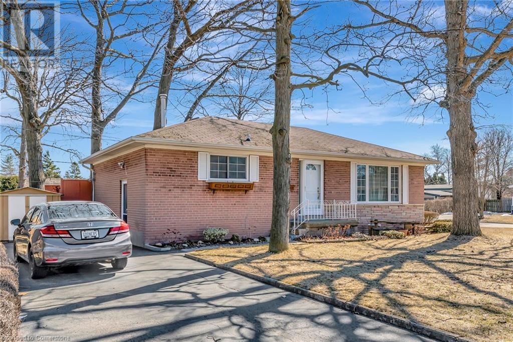429 NORRIE Crescent