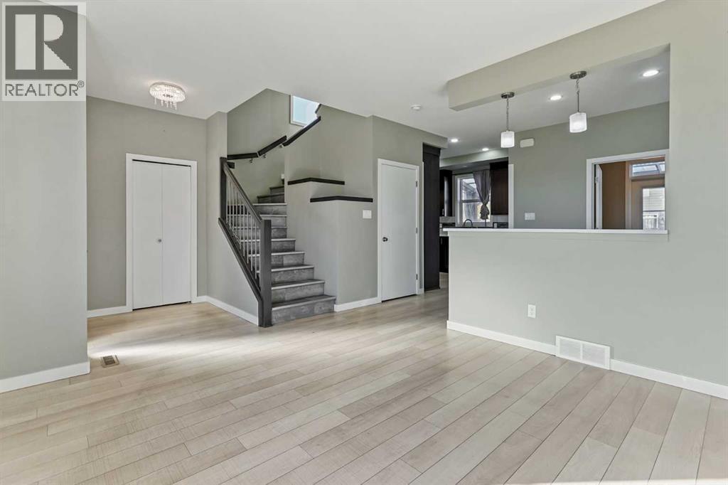 547 Blackwolf Boulevard N