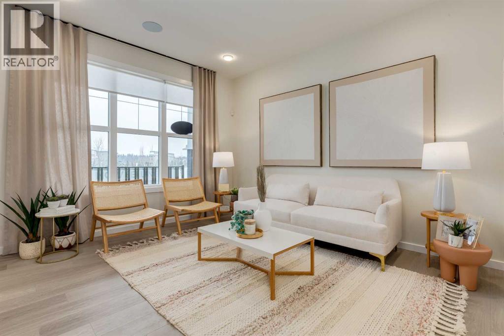 585 Savanna Drive NE