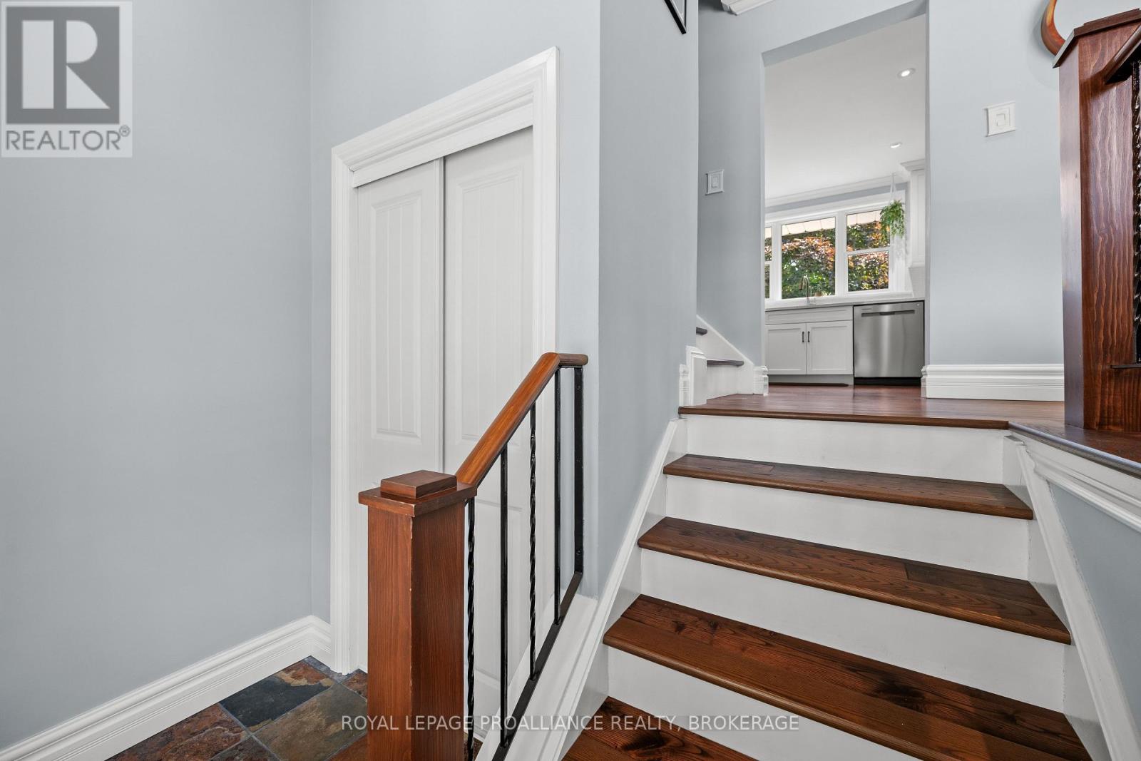 228 GLENGARRY ROAD