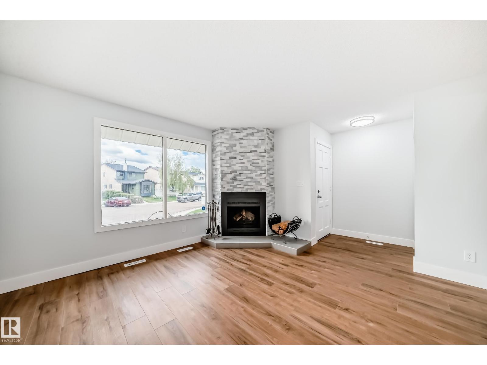 3510 41B AV NW