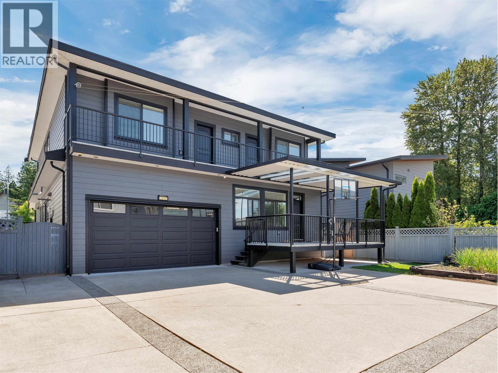 1809 MAMQUAM ROAD