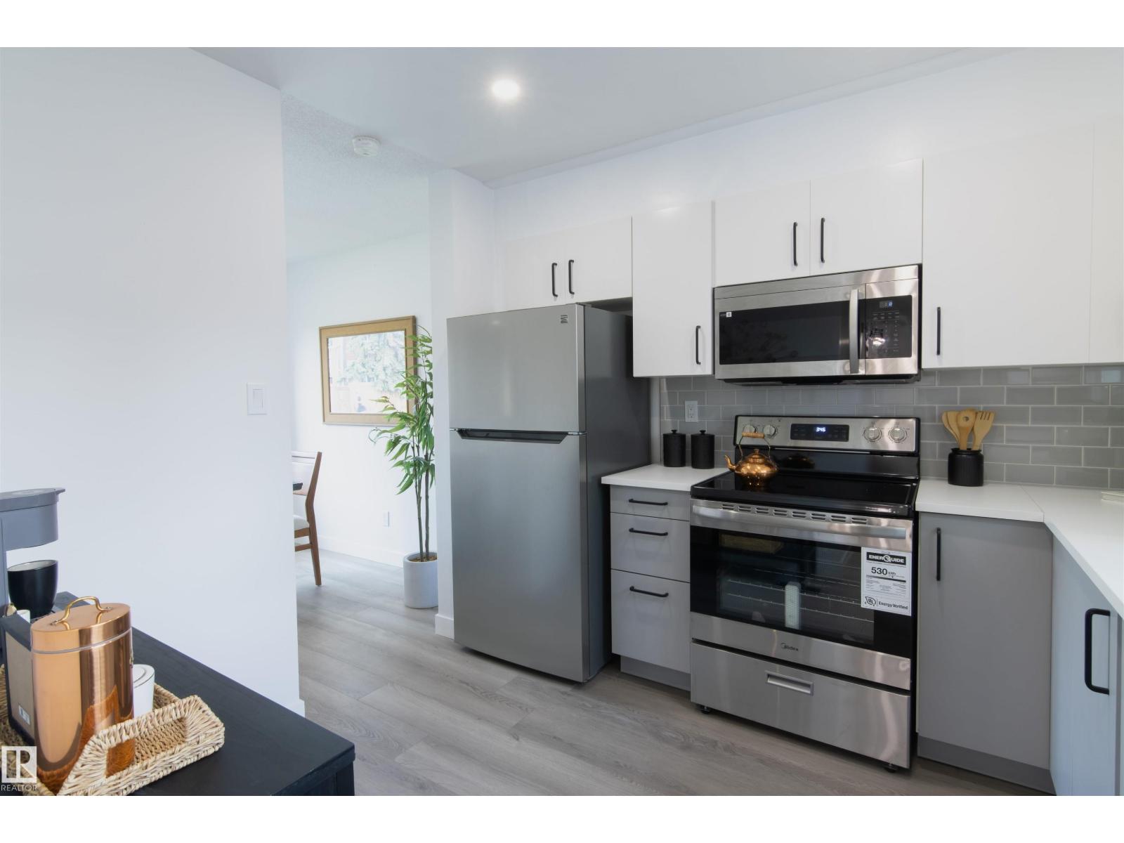 #33 15710 BEAUMARIS RD NW