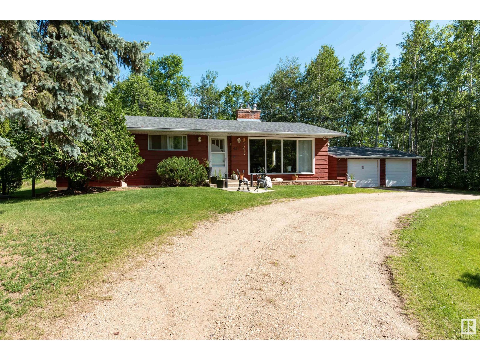 #451 22559 WYE RD