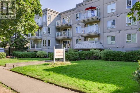 310 2647 Graham St Victoria BC V8T3Y8