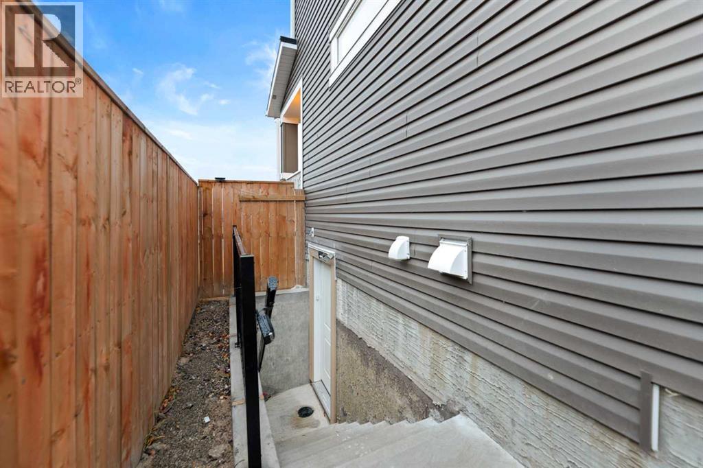 131 Redstone Boulevard NE