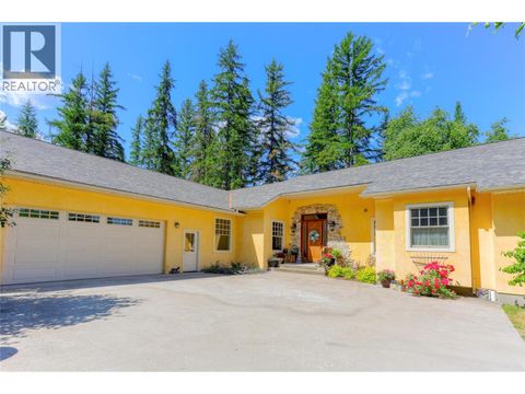 9309 STATION Road Trail BC V1R4W6