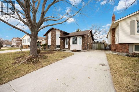 391 Bradford DRIVE Sarnia ON N7S5R4
