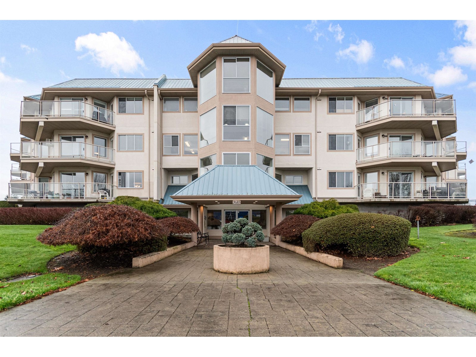 313 7685 AMBER DRIVE|Sardis West Vedder