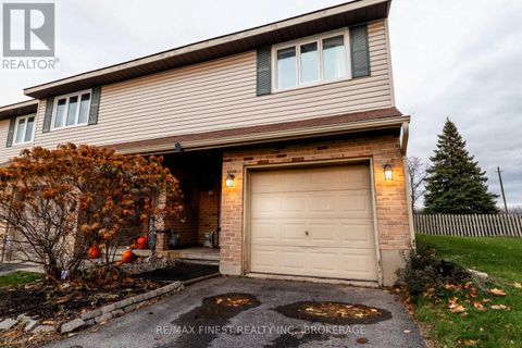 61 - 35 COVENTRY CRESCENT Kingston (West of Sir John A. Blvd) ON K7M7S8