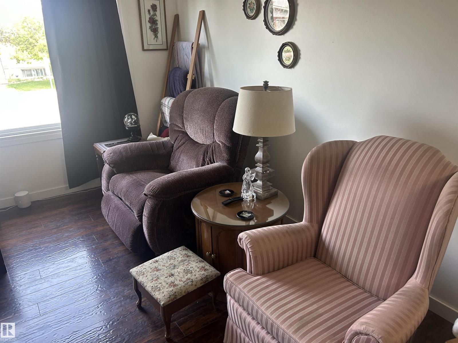 12736 12734 86 ST NW