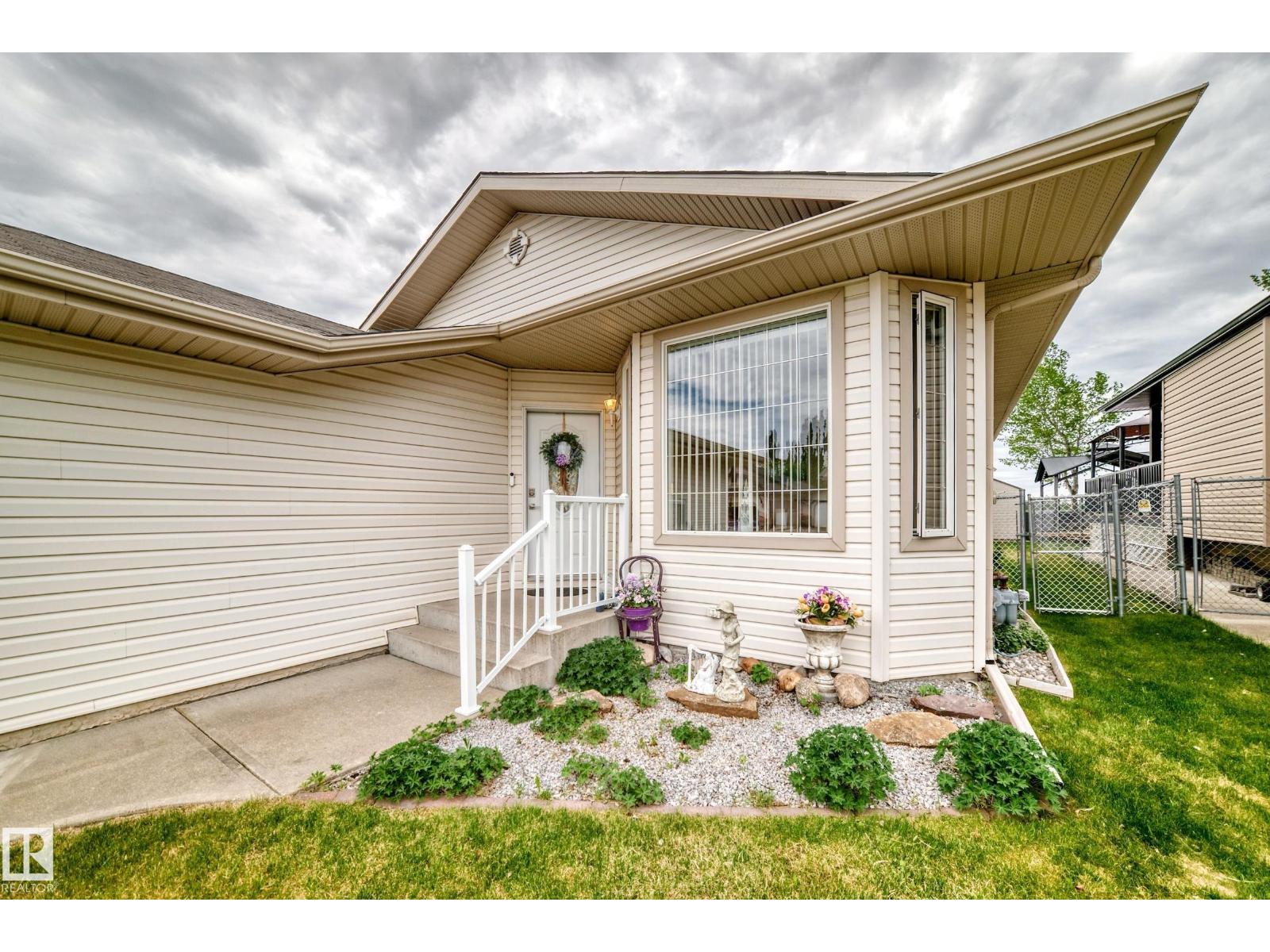 40 HERITAGE CR