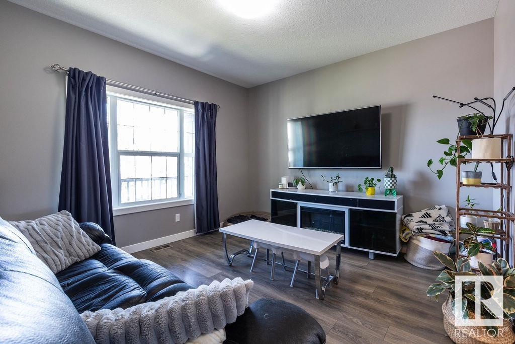 17804 59 ST NW