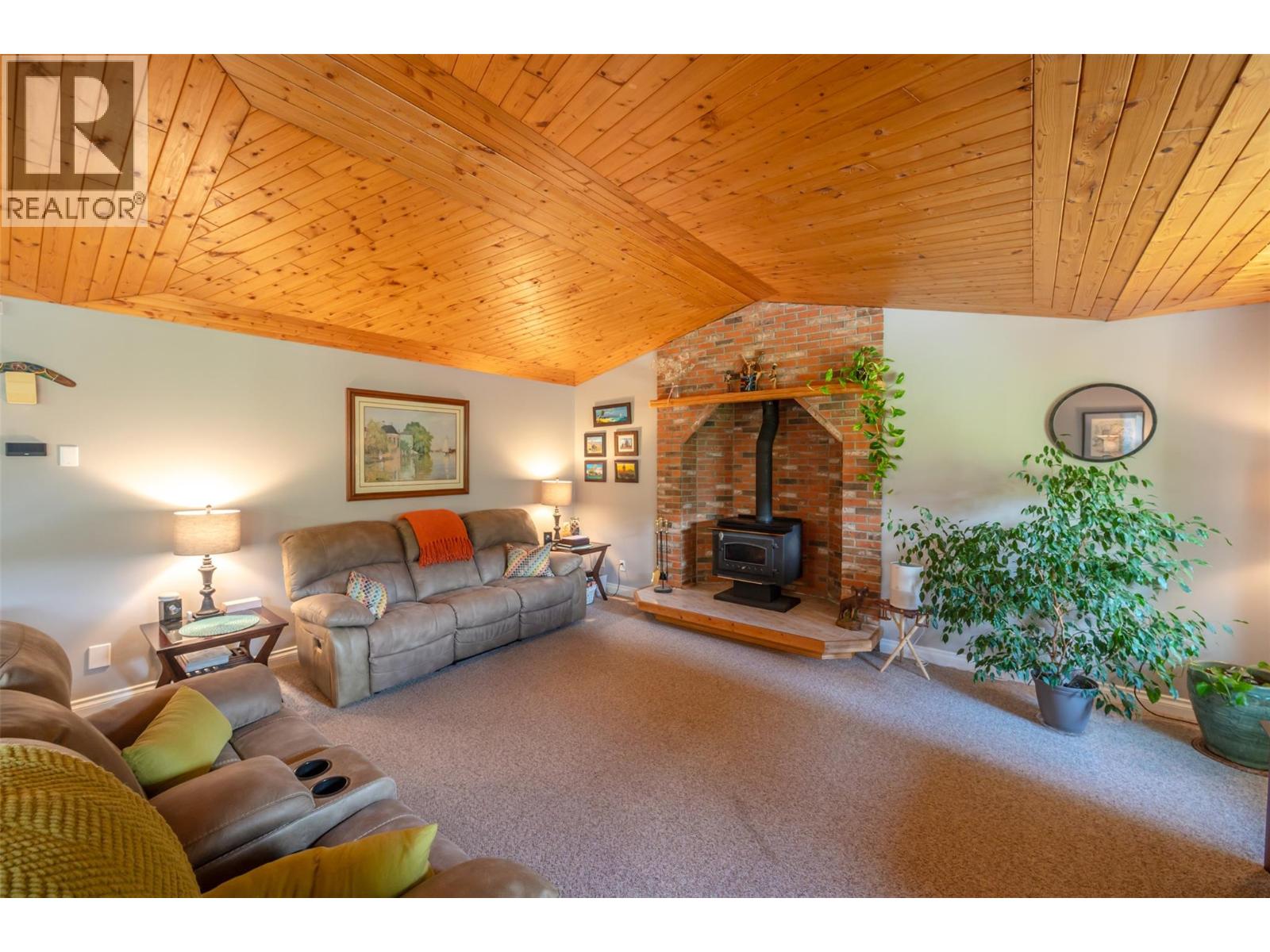 1332 Peachcliff Drive