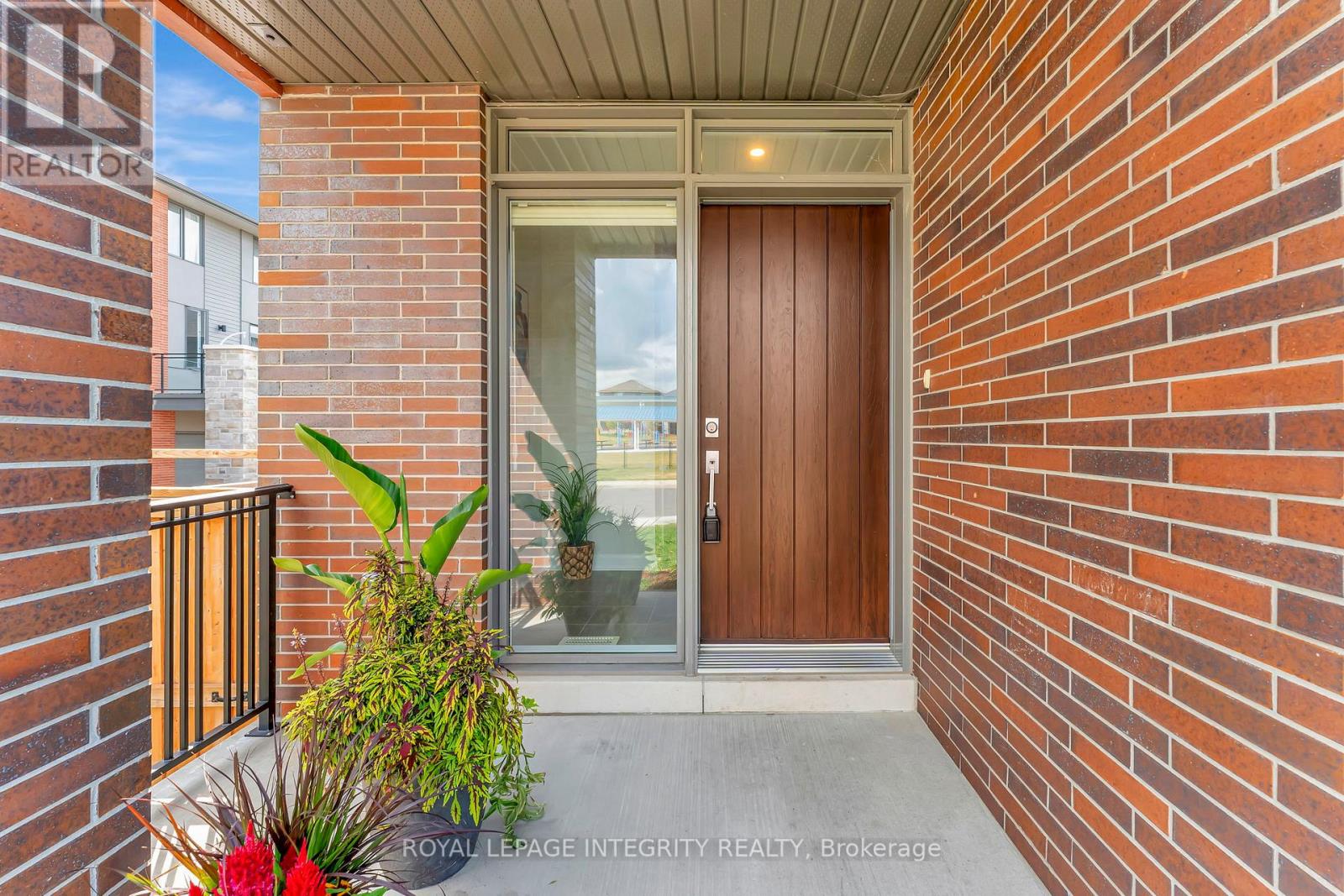 885 MOSES TENNISCO STREET