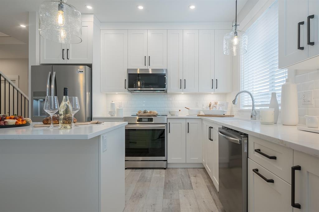 60 6211 CHILLIWACK RIVER ROAD|Sardis South