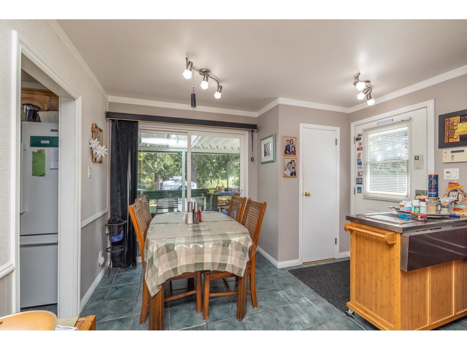 41759 LOUGHEED HIGHWAY
