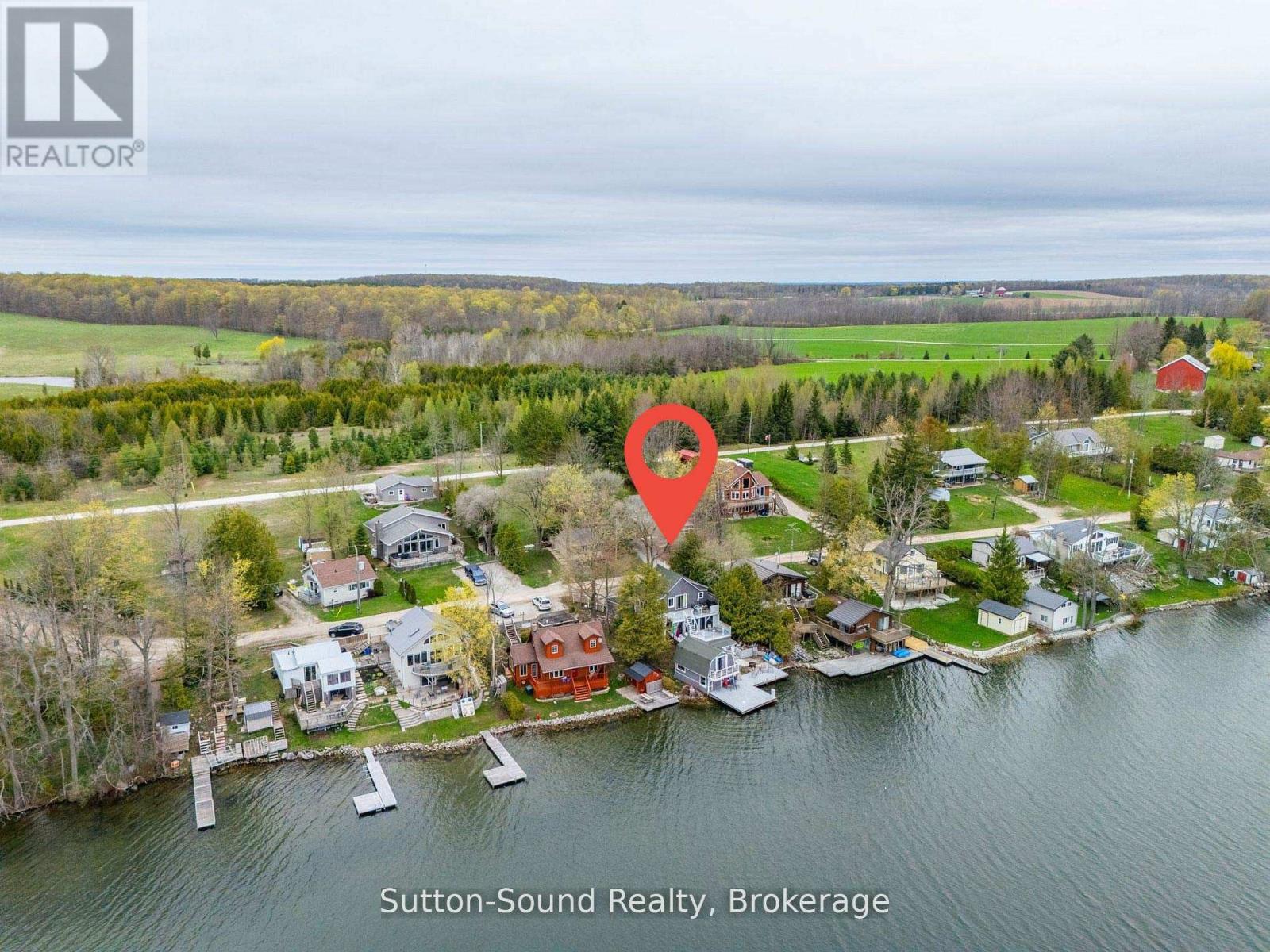 24 ISLANDVIEW DRIVE