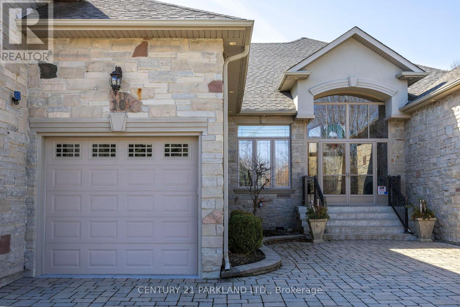 16 BOYLE DRIVE