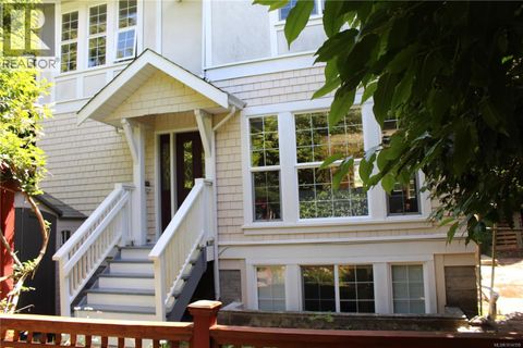 1046 St. Charles St Victoria BC V8S3P6