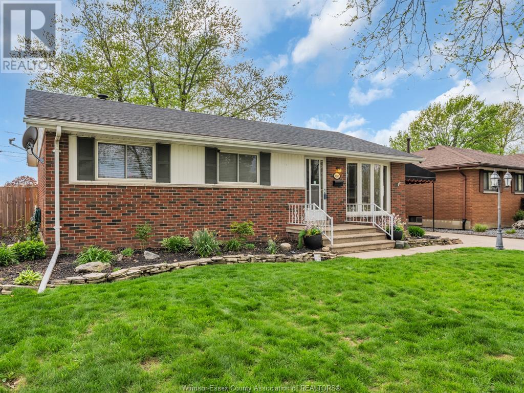 1243 JANISSE DRIVE
