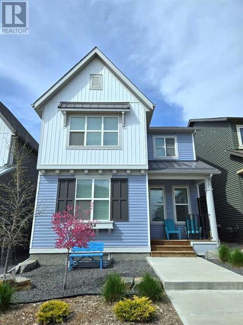 634 148 Avenue NW Calgary AB T3P1M4