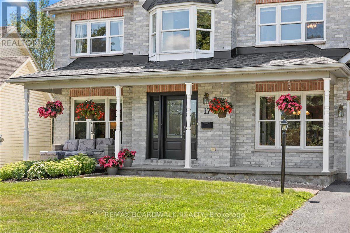 17 SHIPLEY CRESCENT