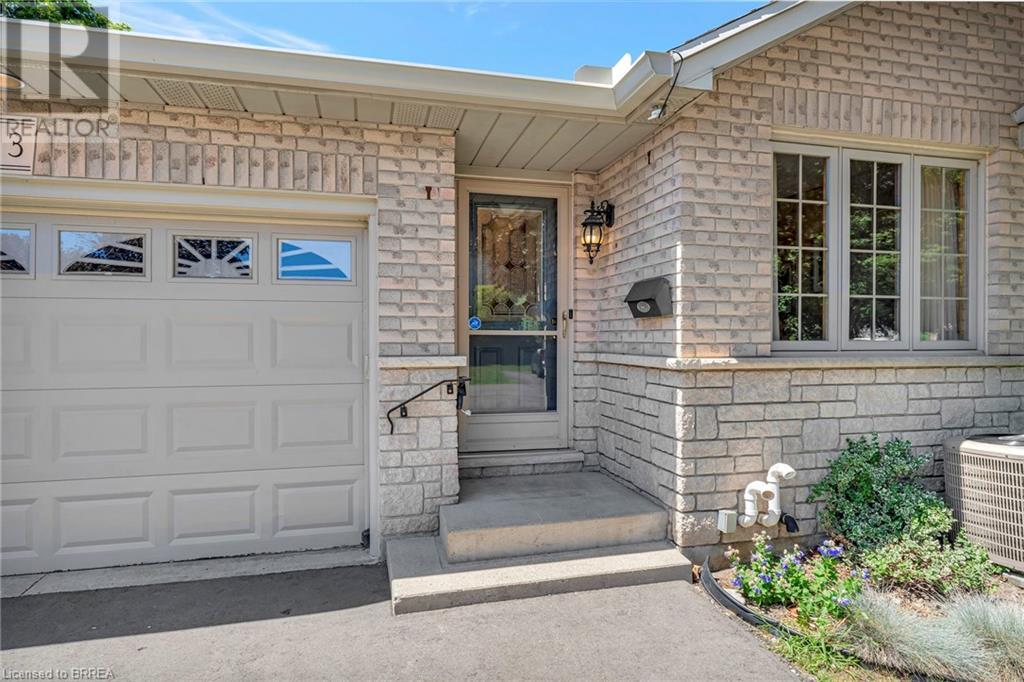 24 GRIFFITHS Drive Unit# 3