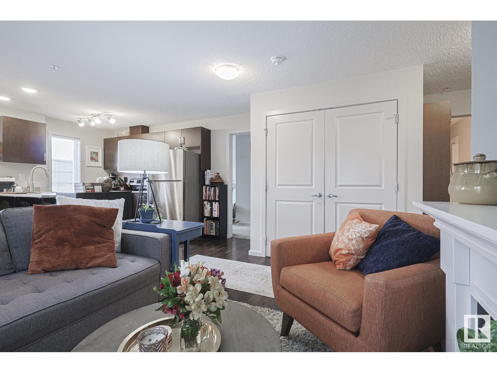 #135 5515 7 AV SW