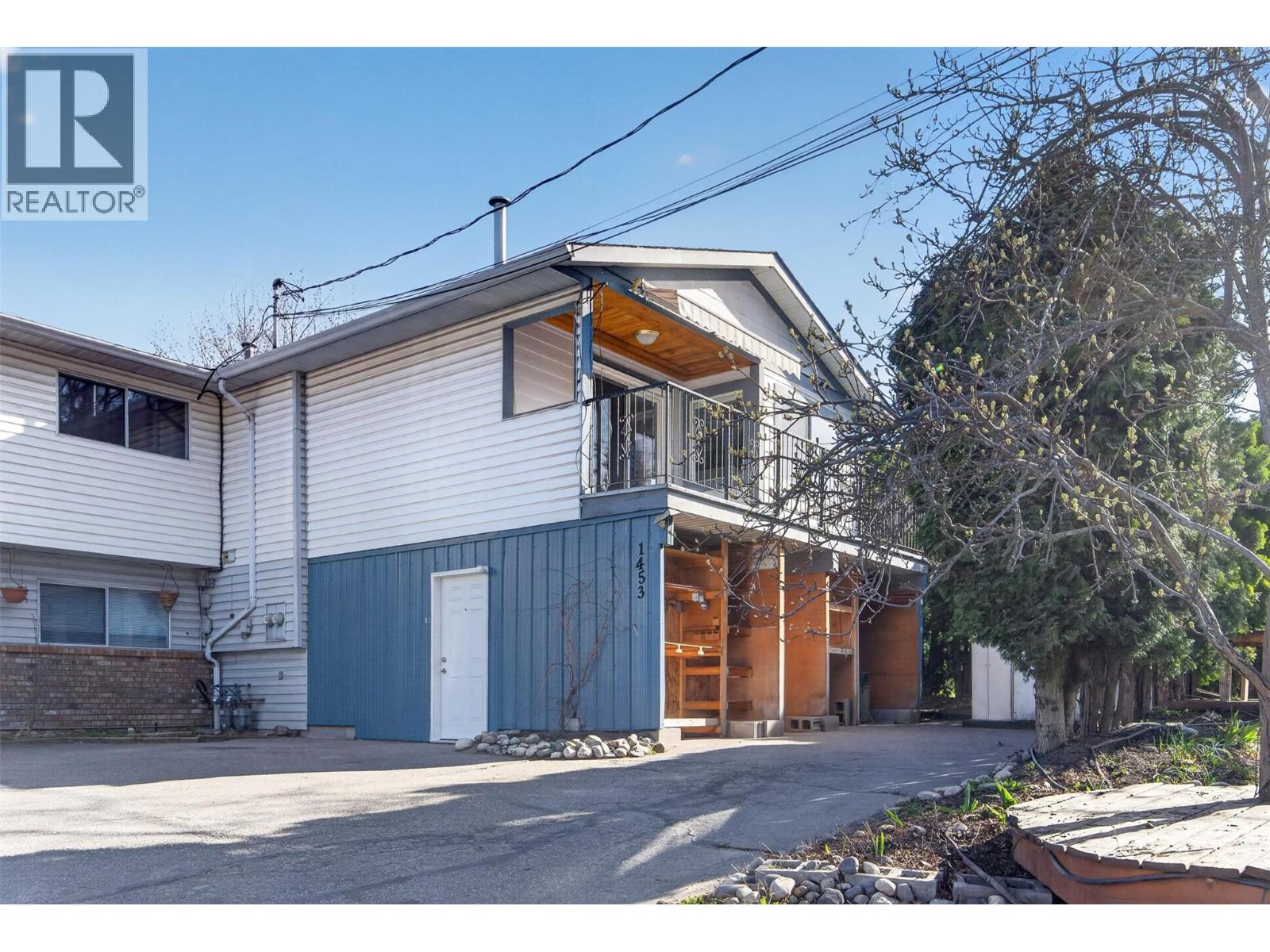 1453 Okanagan Avenue NE