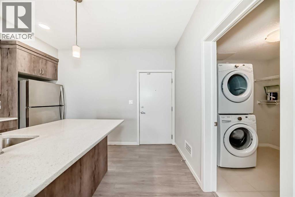 212, 20 Seton Park SE