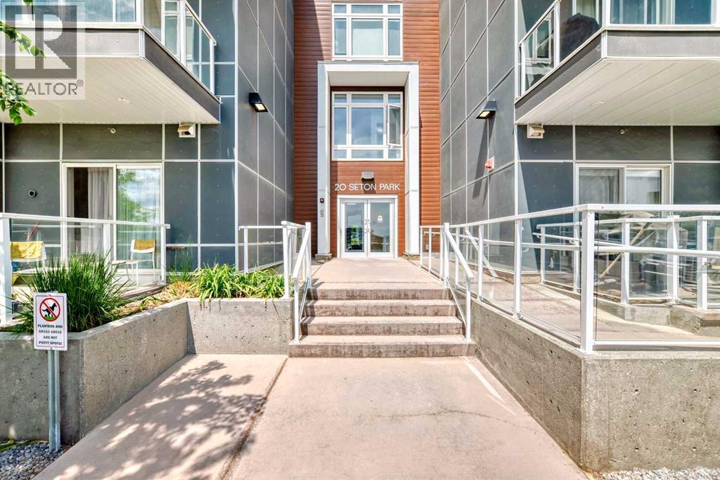 212, 20 Seton Park SE