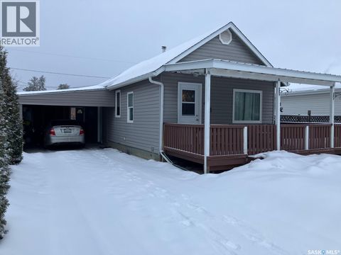 413 8th AVENUE W Nipawin SK S0E1E0