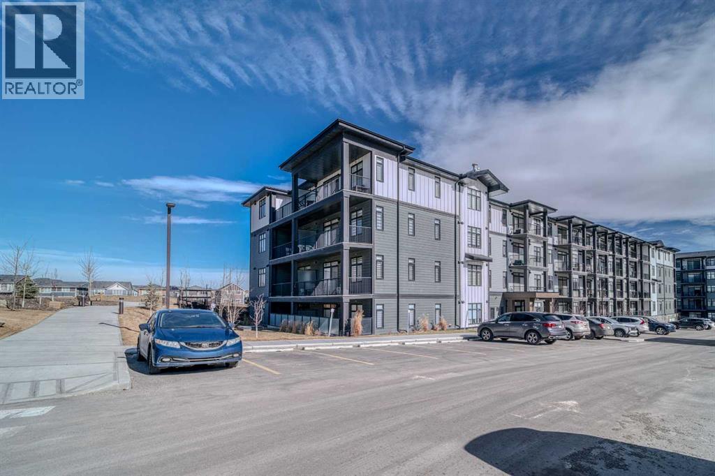 213, 40 Sage Hill Walk NW