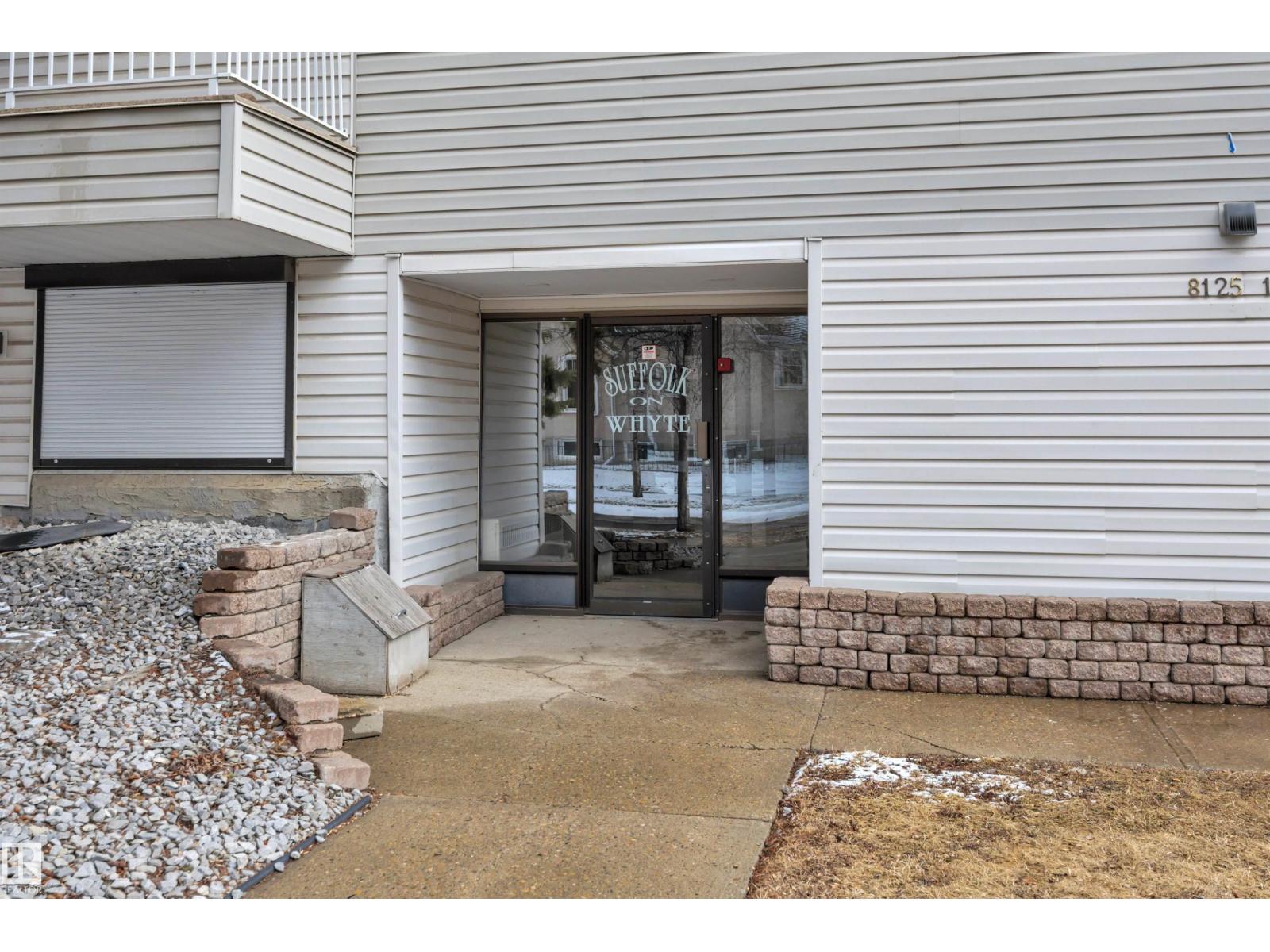#204 8125 110 ST NW