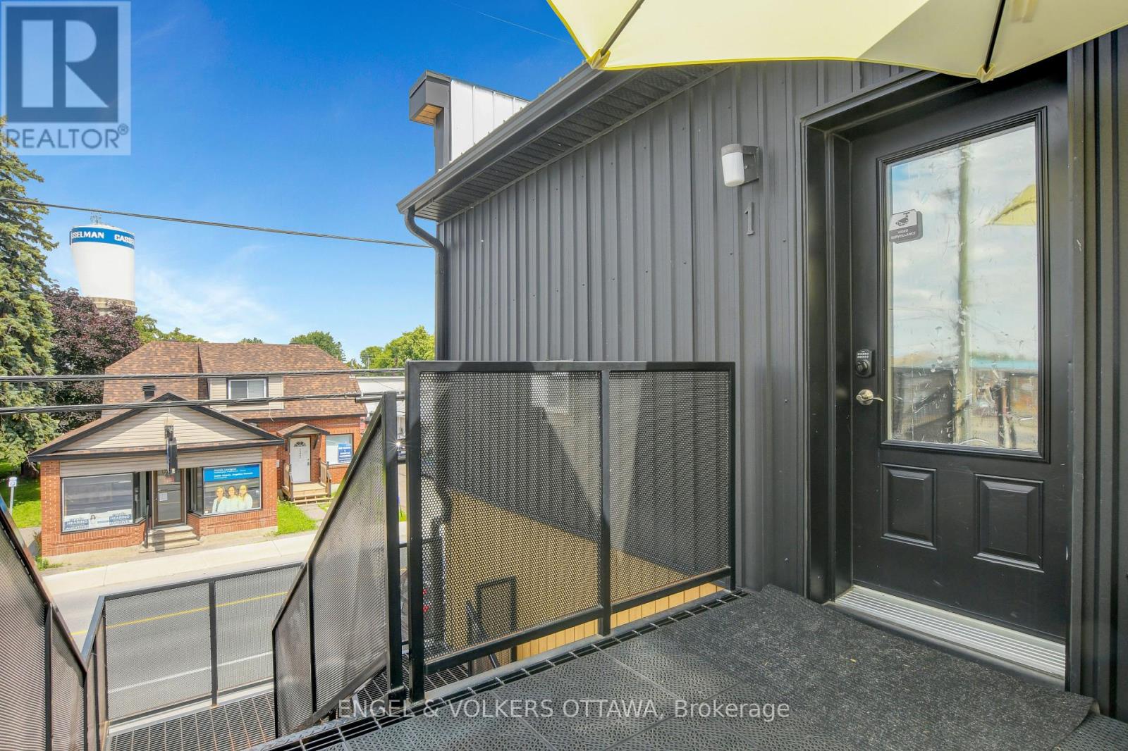 1 - 739 PRINCIPALE STREET