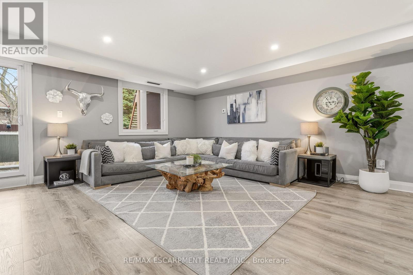 177 - 1250 MISSISSAUGA VALLEY BOULEVARD