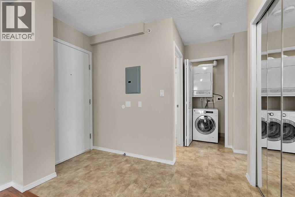 1518, 1111 6 Avenue SW