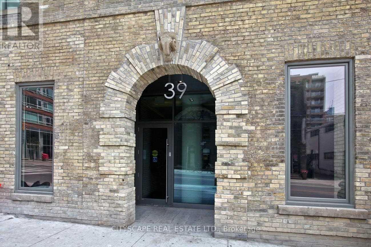 703 - 39 SHERBOURNE STREET