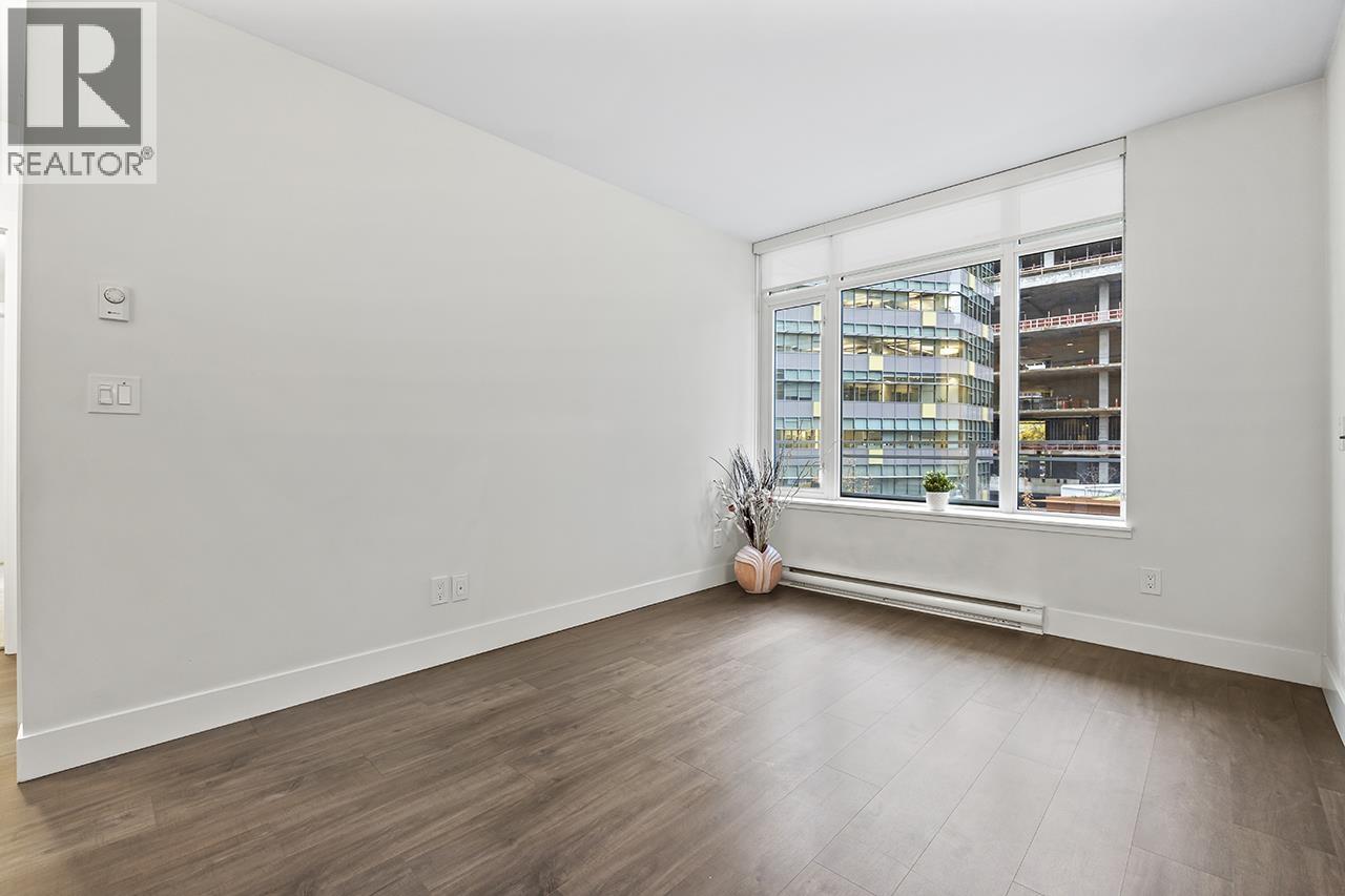 407 258 NELSON'S COURT