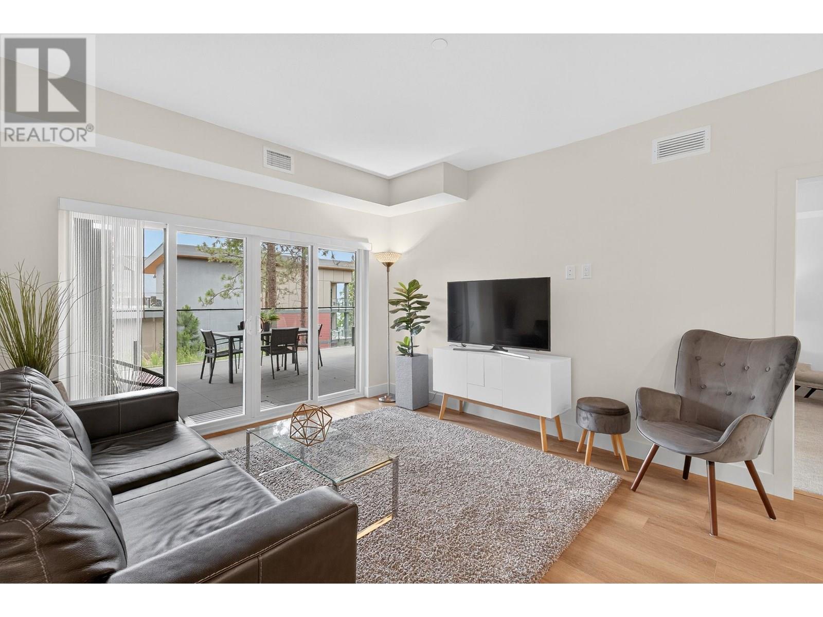 3434 Mckinley Beach Drive Unit# 108
