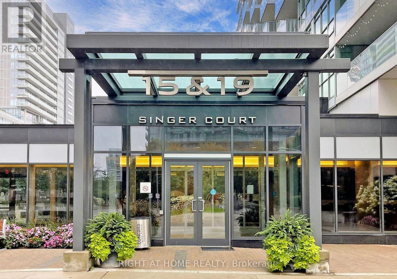 1701B - 19 SINGER COURT