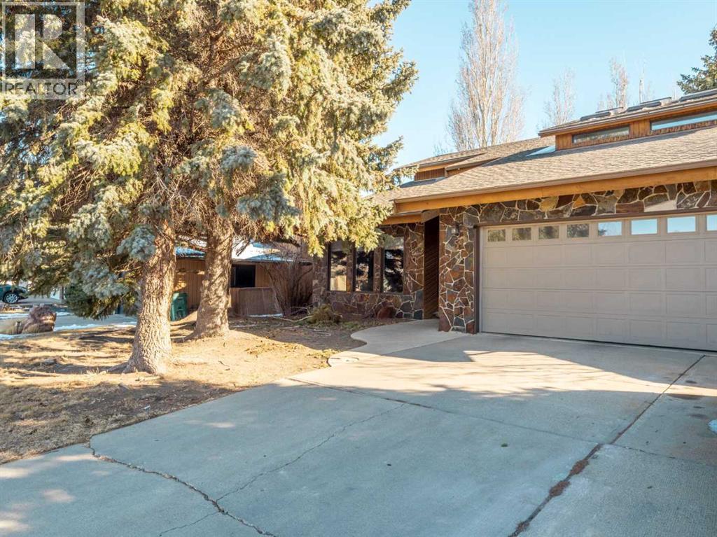 51 Tudor Boulevard S