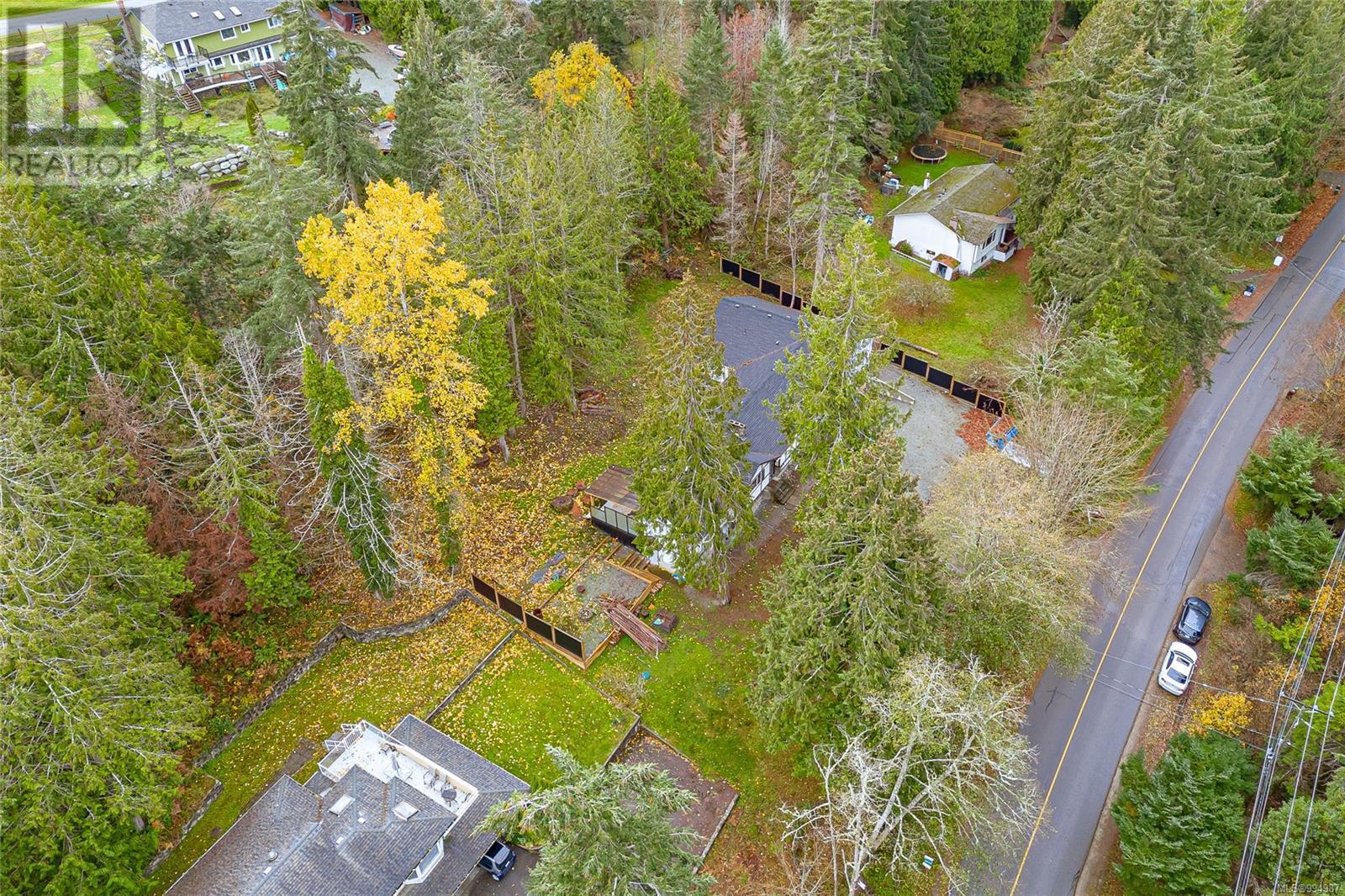 1077 Lands End Rd