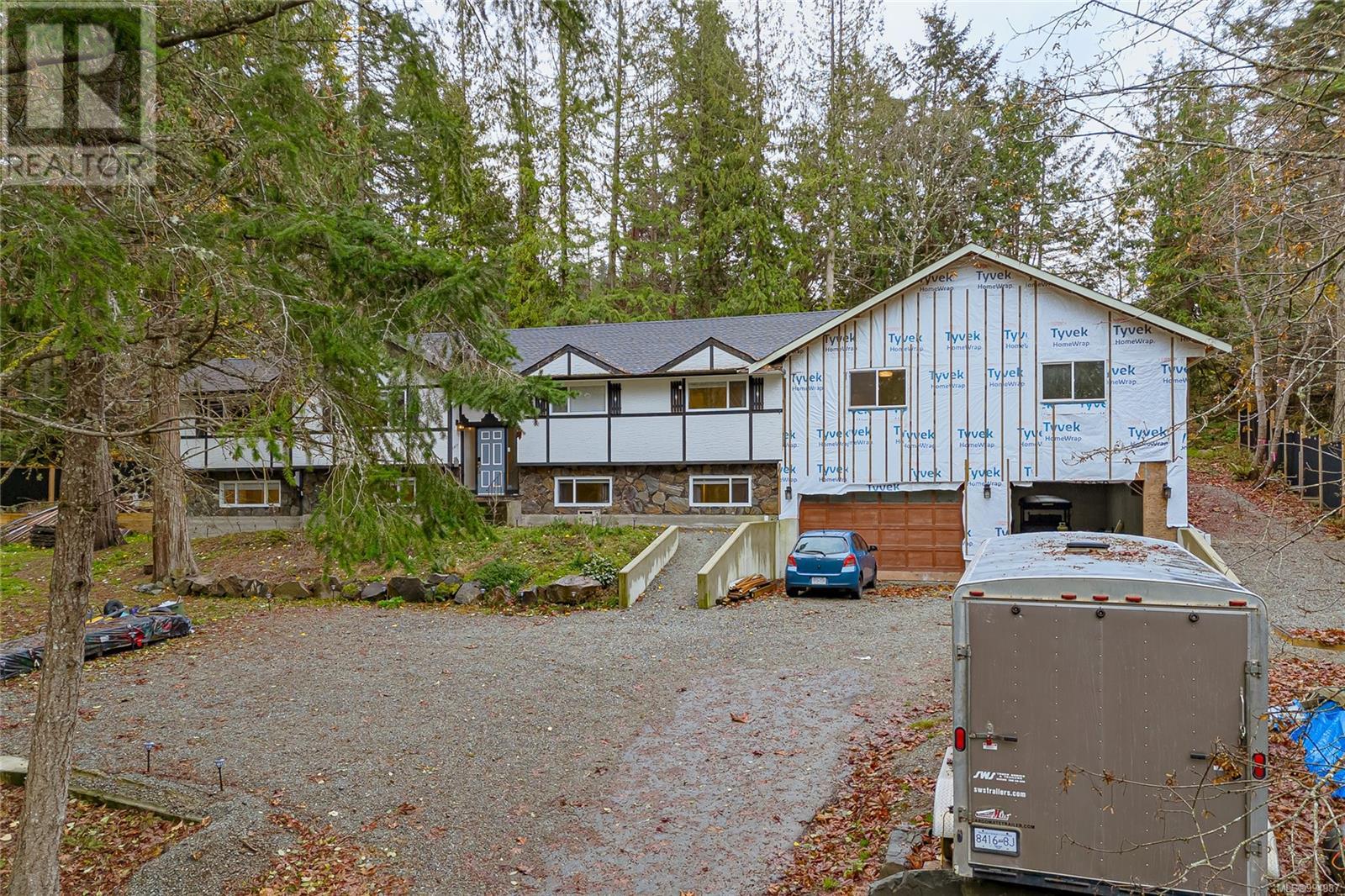 1077 Lands End Rd