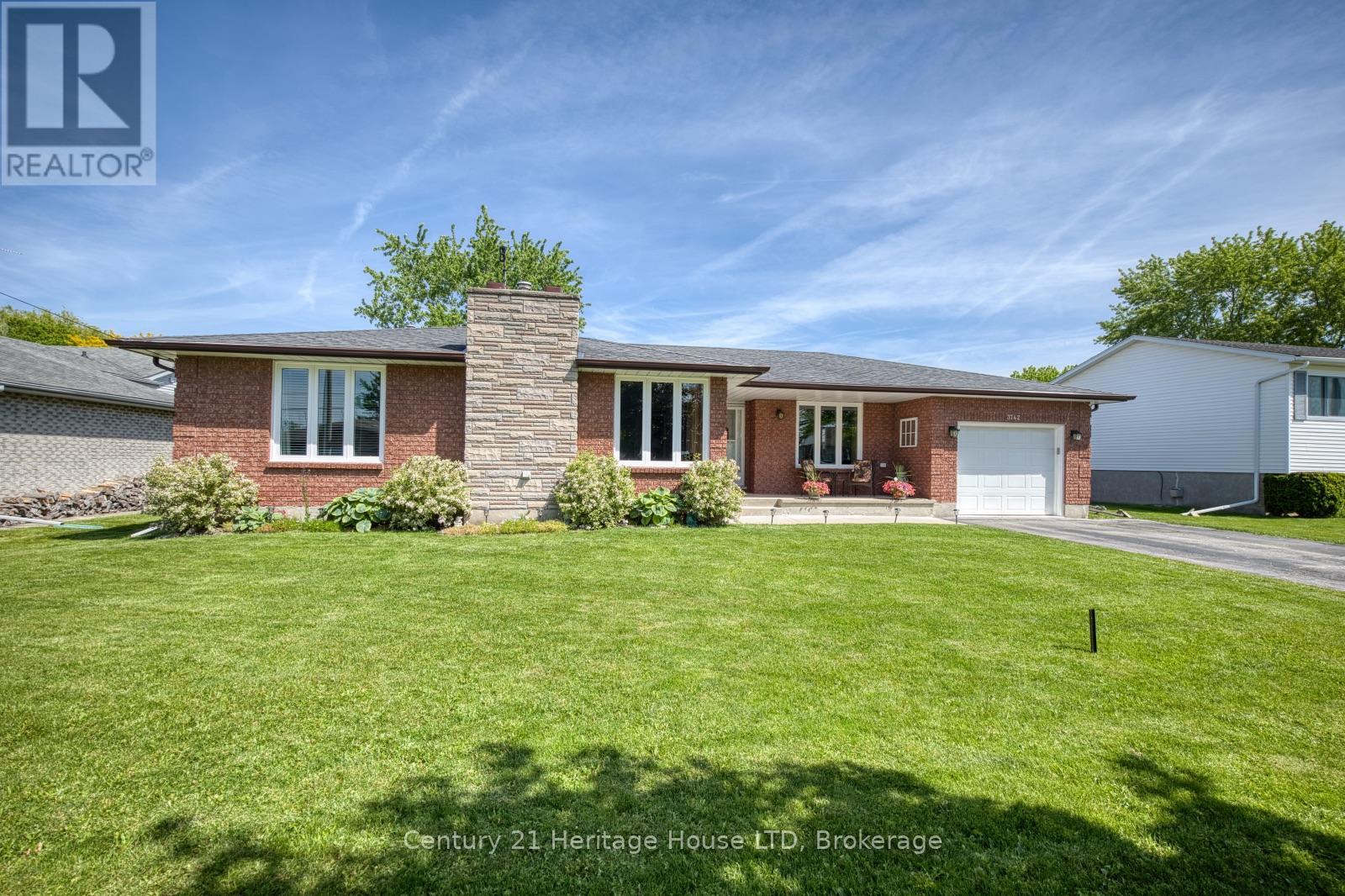3742 BLACK CREEK ROAD