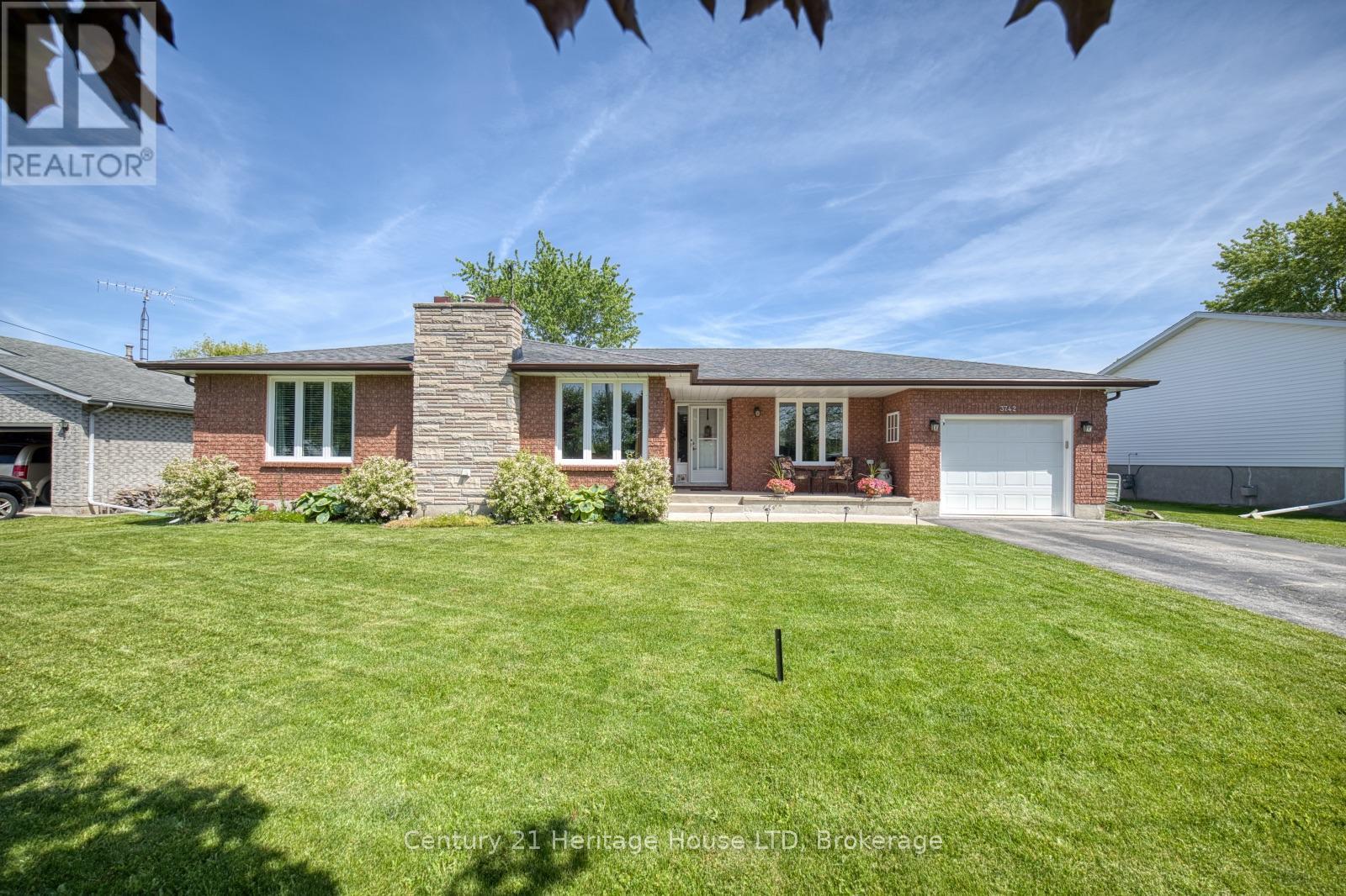 3742 BLACK CREEK ROAD