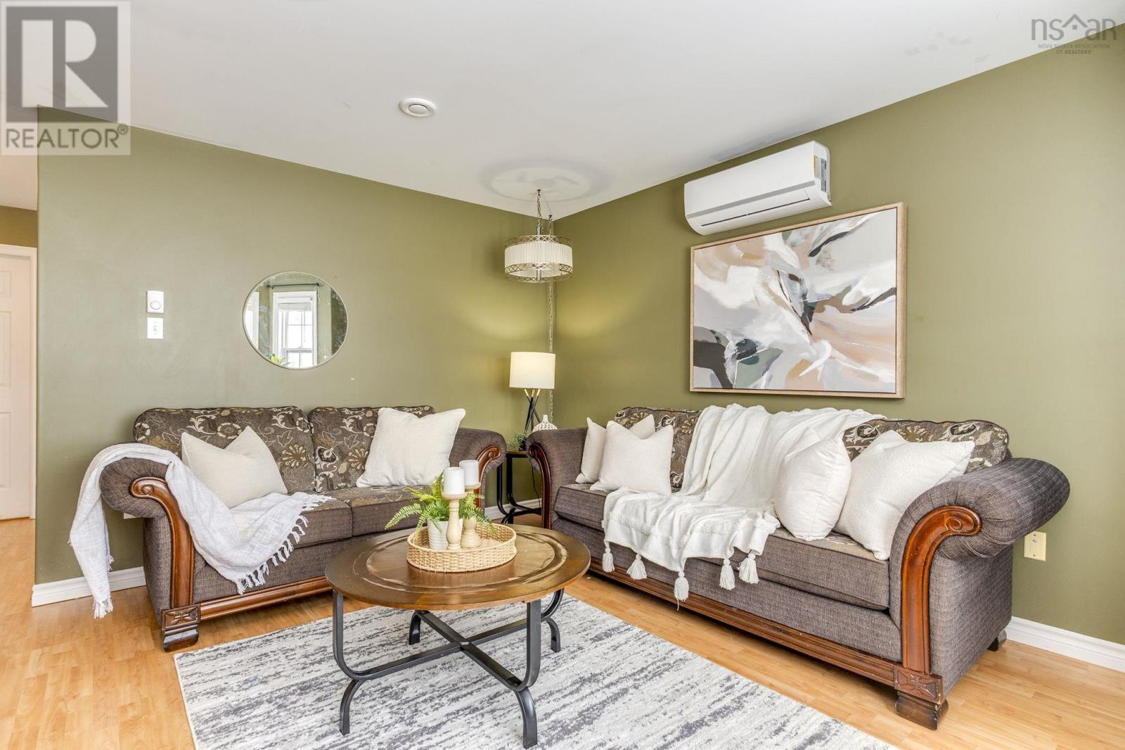 127 Heritage Hills Drive