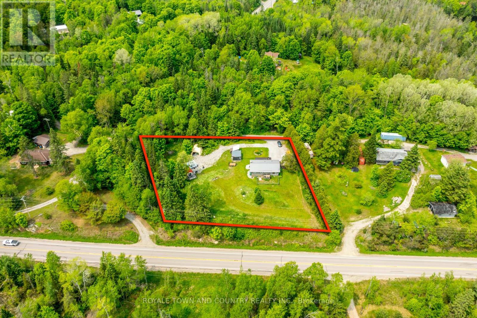1042 TWEED DRIVE
